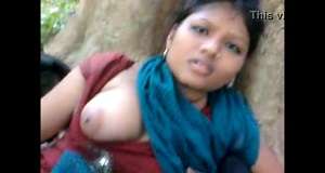 ब्यूटीफुल बूब्स बंगाली लड़की का स्तनपान