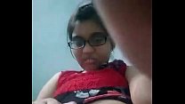 Aditi ne webcam par apni desi chut dikhai